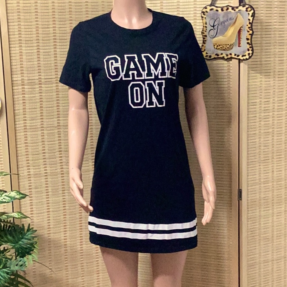 Divided Size 8, Top - image 1